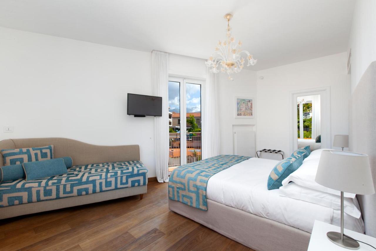 Sorrentovibes - Luxury Home Sea View & Jacuzzi In Sorrento Centre Exteriér fotografie