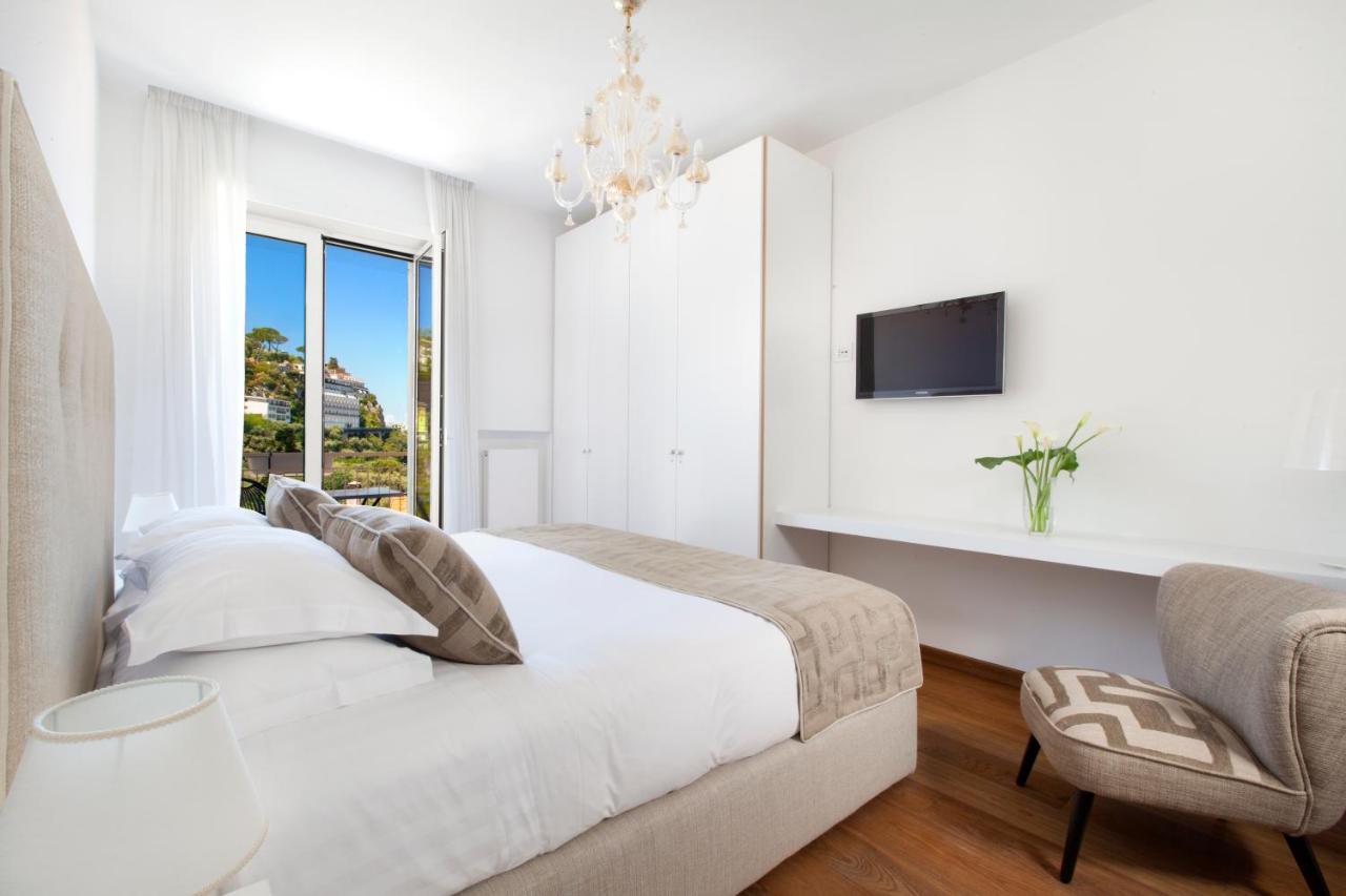 Sorrentovibes - Luxury Home Sea View & Jacuzzi In Sorrento Centre Exteriér fotografie